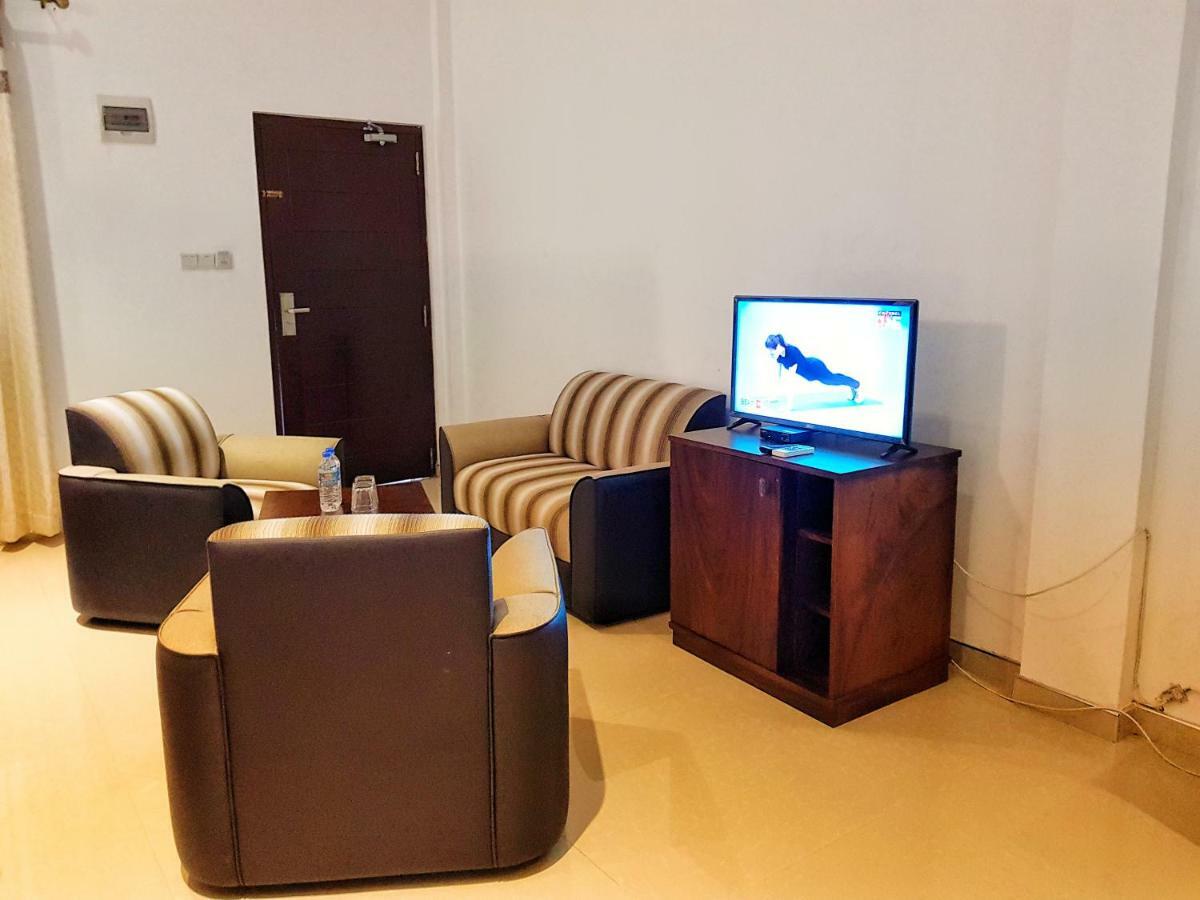 Livinya Holiday Resort Катарагама Экстерьер фото